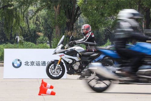 【招募】运通兴宝bmw摩托车安全驾驶培训营火热开营!